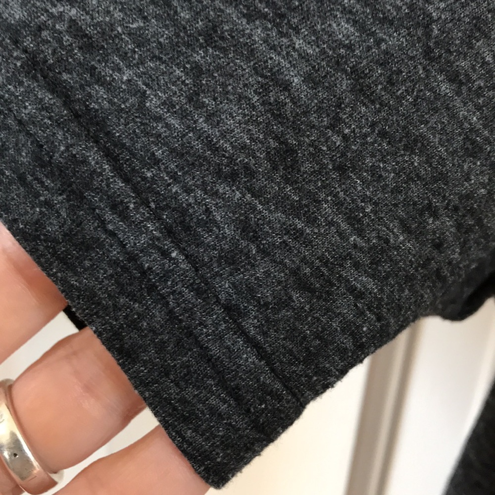 Goodlife grey tee Size XL excellent condition marked grey black and more grey - Picture 6 of 9